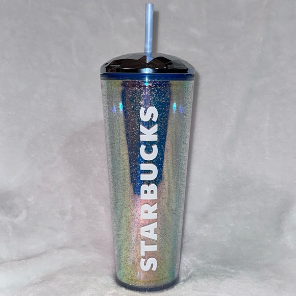 Starbucks Holiday 2023 Glitter & Silver Metallic with Dome Lid Venti 24 oz - Picture 1 of 3